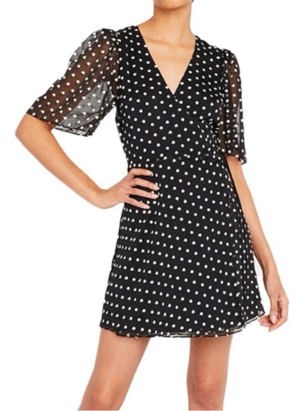 Alice + Olivia. Sandra Embroidered Wrap Dress. Black & White. Size 6.